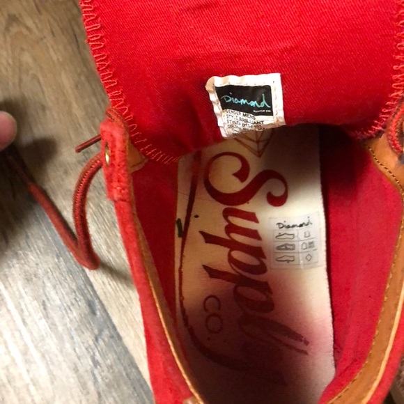 Diamond Brilliant Red Hi-Top Shoes - Picture 4 of 7